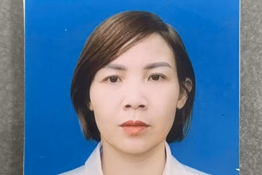Bắt đối tượng làm sổ đỏ giả để thế chấp vay tiền rồi chiếm đoạt