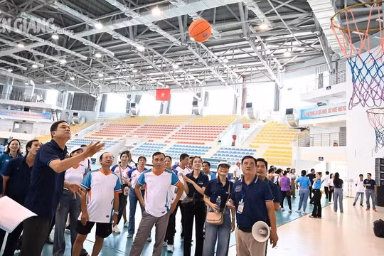 250 vận động viên tham gia hội thao báo chí tỉnh Kiên Giang lần thứ IV
