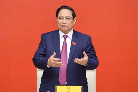 Thủ tướng yêu cầu xây dựng bộ tiêu chí đánh giá cán bộ: Kiểm điểm hằng tuần, xếp loại hằng tháng, hằng quý
