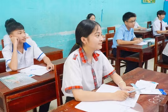Huế công bố điểm chuẩn lớp 10 vào các trường THPT năm học 2025–2026