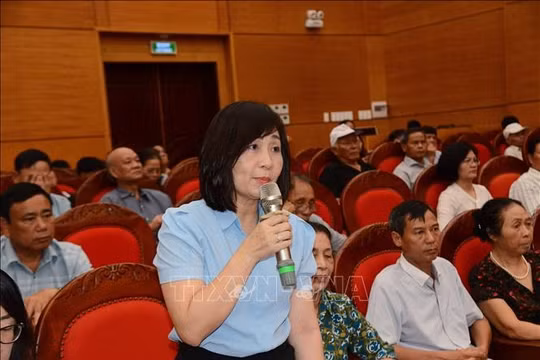Cử tri kiến nghị bổ sung nguồn lực cho cấp xã