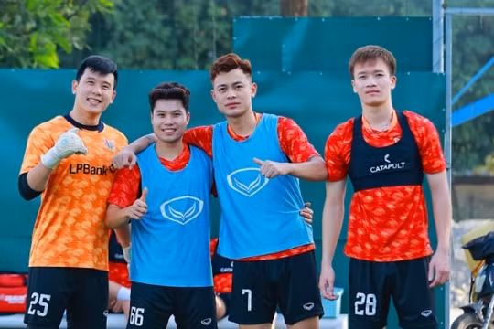 Đức Chiến và bài học ứng xử chuyên nghiệp khi rời Thể Công Viettel