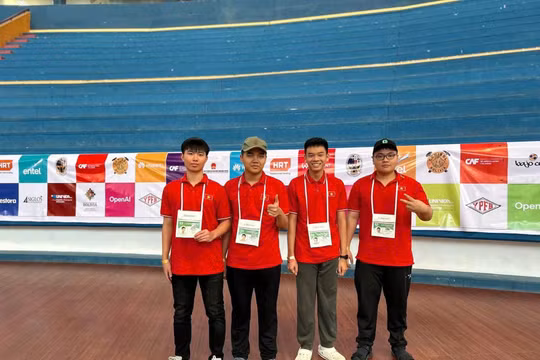 Lần đầu tiên Gia Lai có học sinh đoạt huy chương vàng Olympic Tin học quốc tế