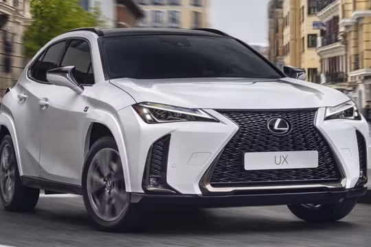 ‏UX trên xe Lexus nghĩa là gì?‏