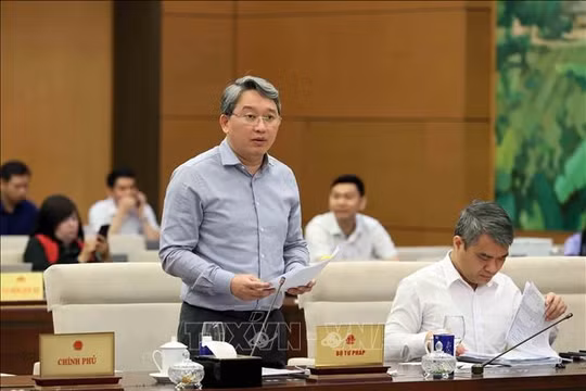 Ủy ban Thường vụ Quốc hội cho ý kiến về sửa đổi Luật Ban hành văn bản quy phạm pháp luật và Luật Thanh tra
