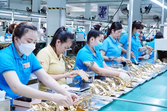 Người lao động đã trở lại làm việc sau kỳ nghỉ Tết, nhiều địa phương đạt 97-98%, có nơi đến 100%