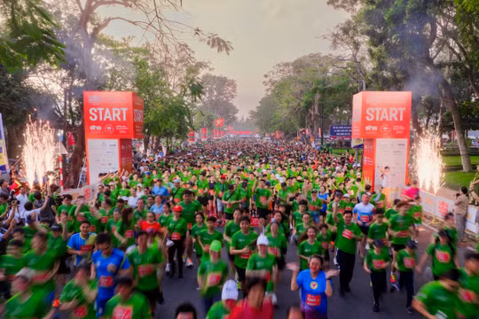 Gần 10.000 vận động viên tham dự Giải Marathon Quốc tế Di sản Cần Thơ 2025