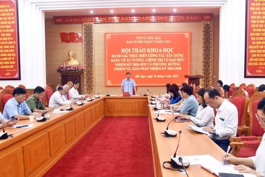 Bắc Kạn: Đẩy mạnh đấu tranh phản bác, nâng cao lý luận và phát huy vai trò báo chí trong xây dựng Đảng