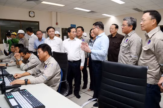 Phó thủ tướng Bùi Thanh Sơn thăm nhà máy Đạm Phú Mỹ