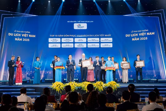 Sân gôn Thiên Đường - Legend Valley Country Club được vinh danh tại “Oscar du lịch Việt Nam”