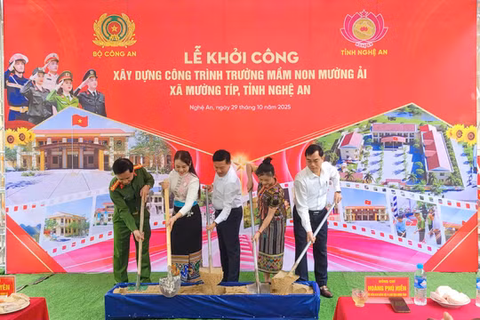 Khởi công xây dựng hai công trình an sinh xã hội tại Nghệ An