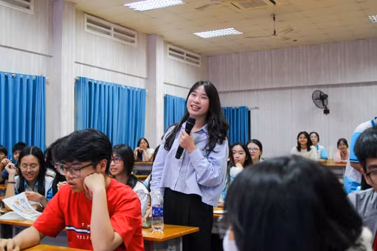 Xử lý trách nhiệm hình sự nếu hiệu trưởng để xảy ra sai phạm