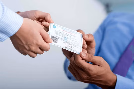 Người bệnh tự mua thuốc, thiết bị y tế có thể được Bảo hiểm y tế thanh toán