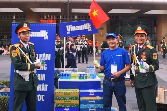 Vinamilk hòa cùng niềm vui của ngày Hội thống nhất non sông