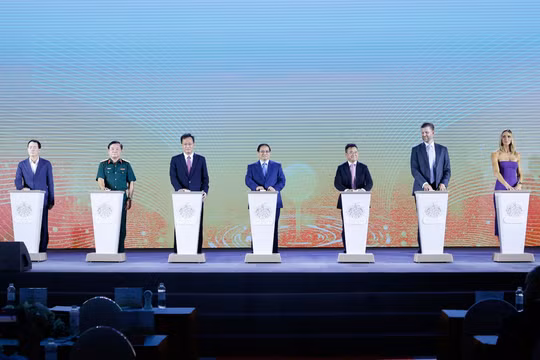 Thủ tướng dự lễ khởi công dự án 1,5 tỷ USD của Trump International Hưng Yên