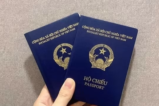 Cơ quan Đảng, Nhà nước, Mặt trận Tổ quốc được đề nghị cấp tem 'AB' cho người đi công vụ