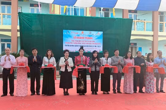 Hội Nhà báo TP Hà Nội khánh thành nhà ở mới cho học sinh bán trú Trường THCS Chiềng Đông, Điện Biên