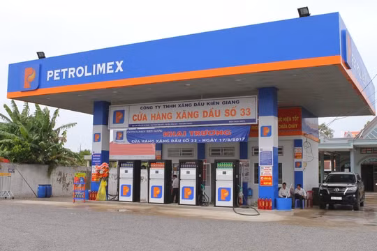 Ngày mai, giá xăng có thể tăng trở lại