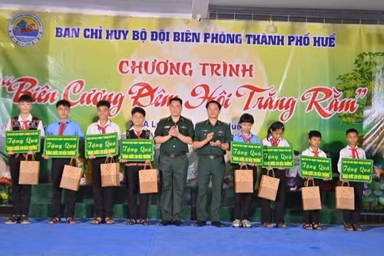 Biên cương - đêm hội trăng rằm