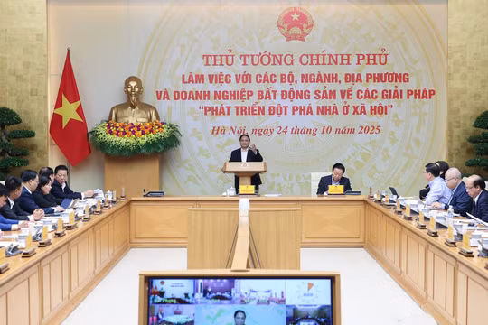 Thủ tướng Phạm Minh Chính: Không để người dân phải 'chen chúc, chạy vạy' mới được mua nhà ở xã hội