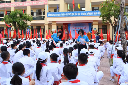 Bộ Y tế đề xuất tăng mức hỗ trợ đóng BHYT cho học sinh