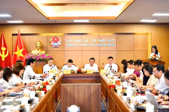 Phát động Giải Báo chí 'Vì sự nghiệp Giáo dục Việt Nam' lần thứ VIII: Tiếp tục tôn vinh những cống hiến cho sự nghiệp trồng người