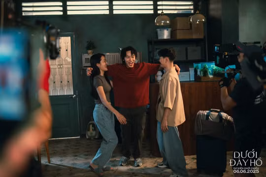 Lộ diện thế giới song trùng ám ảnh trong phim kinh dị 'Dưới đáy hồ'