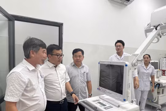 BSR trao tặng trang thiết bị y tế hiện đại trị giá 20 tỷ đồng cho huyện Côn Đảo
