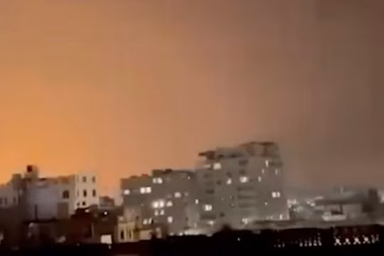 Houthi nói Mỹ tiếp tục không kích Yemen, nhắm vào thủ đô Sanaa