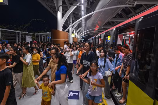 Metro Hà Nội có thể hoạt động xuyên giao thừa