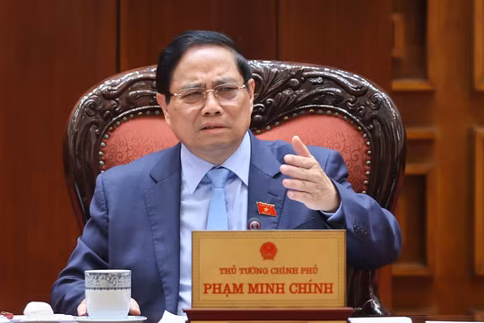 Các thành viên Chính phủ rất nỗ lực, 'ngày đêm sớm tối' để hoàn thành nhiệm vụ được giao