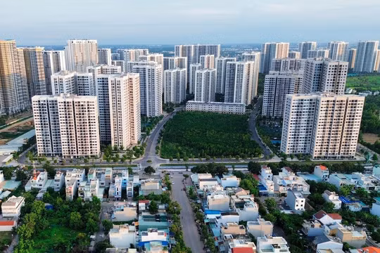 Giá nhà tăng không phanh, Bộ Xây dựng mạnh tay với 3 chính sách 'chặn sốt' bất động sản