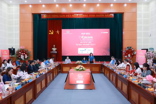 “Vinh Quang Việt Nam” - Khơi dậy trách nhiệm công dân, lan tỏa giá trị nhân văn, tôn vinh khát vọng dựng xây đất nước
