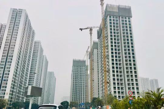Thu nhập dưới 200 triệu đồng/năm ‘đừng mơ’ mua nhà ở Hà Nội và TP HCM