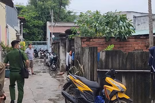 Nhà trọ bốc cháy sau tiếng nổ lớn, 3 người thương vong ở TP.HCM