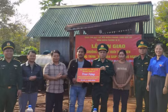 Đồn Biên phòng Ia O hỗ trợ sinh kế cho hộ nghèo biên giới Gia Lai
