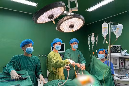 Gia Lai: Một học sinh lớp 7 bị học sinh lớp 8 đâm tràn khí màng phổi
