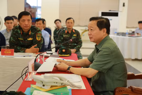 Chủ động bố trí lực lượng ở khu vực xung yếu, tránh bị động khi bão số 5 đổ bộ