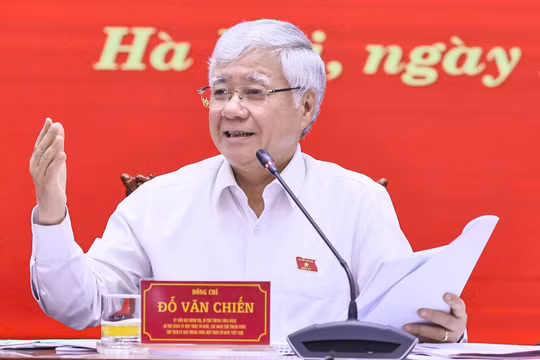 Báo cáo chính trị phải tập hợp, vận động nhân dân đồng lòng, chung sức bước vào kỷ nguyên vươn mình của dân tộc