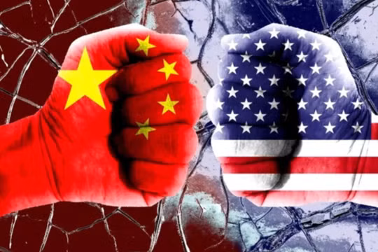 Trung Quốc âm thầm rút 10 tỷ USD khỏi nợ Mỹ giữa căng thẳng đất hiếm