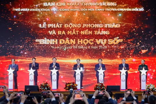 Thủ tướng Phạm Minh Chính: Phong trào 'Bình dân học vụ số' phải trở thành một phong trào cách mạng