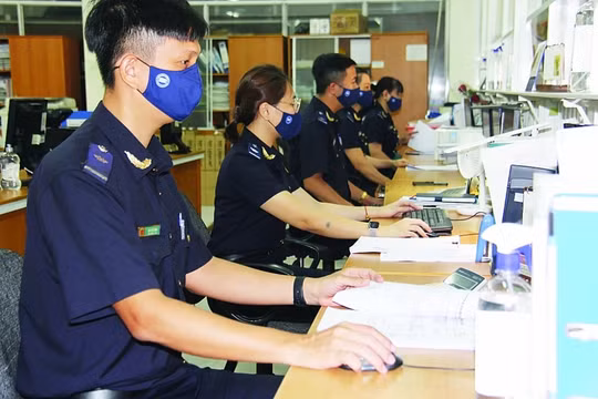 Ngành Hải quan công bố danh sách 120 doanh nghiệp nợ thuế