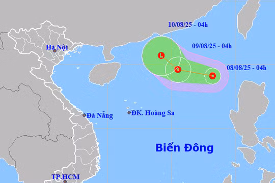 Áp thấp nhiệt đới xuất hiện trên Biển Đông, biển động mạnh kèm mưa dông