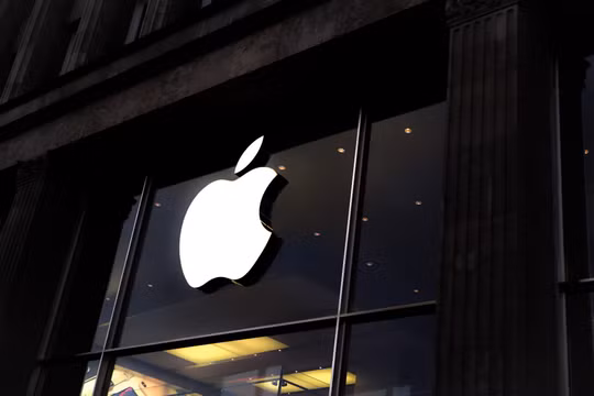 Apple mất hơn 300 tỷ USD do thuế quan Mỹ