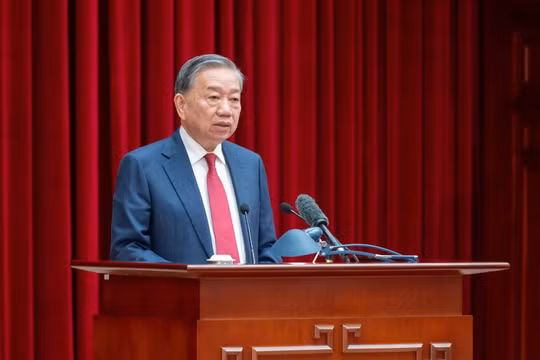 Bộ Chính trị chỉ đạo khởi công một số dự án quan trọng quốc gia từ đầu năm 2026