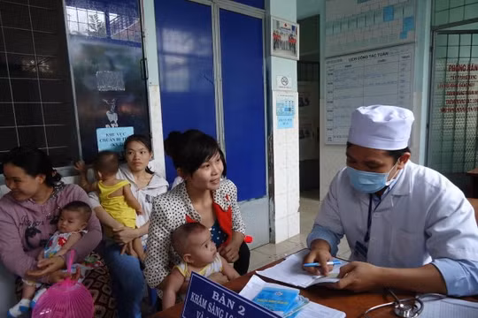 Đồng Nai đẩy mạnh giảm nghèo bền vững gắn với đầu tư y tế vùng khó khăn