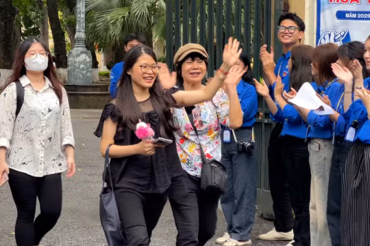 Gần 26.000 thí sinh hoàn thành môn thi Tiếng Anh theo chương trình GDPT 2006