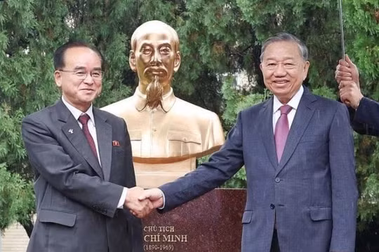 Tổng Bí thư Tô Lâm dự Lễ khánh thành tượng Chủ tịch Hồ Chí Minh tại Triều Tiên