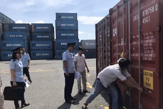 Thương nhân phải thông báo ngay khi nghi ngờ hàng hóa phục vụ sản xuất vũ khí hủy diệt