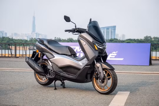 Yamaha NMAX 2025 ra mắt giá từ 69 triệu đồng
